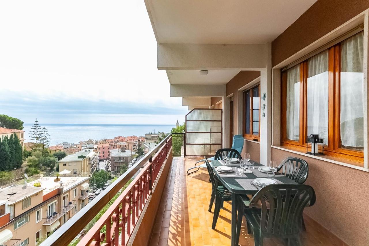 Vista Mare & 300Mt Da Spiaggia Con Freeparking E Ac ไลเกวญา ภายนอก รูปภาพ